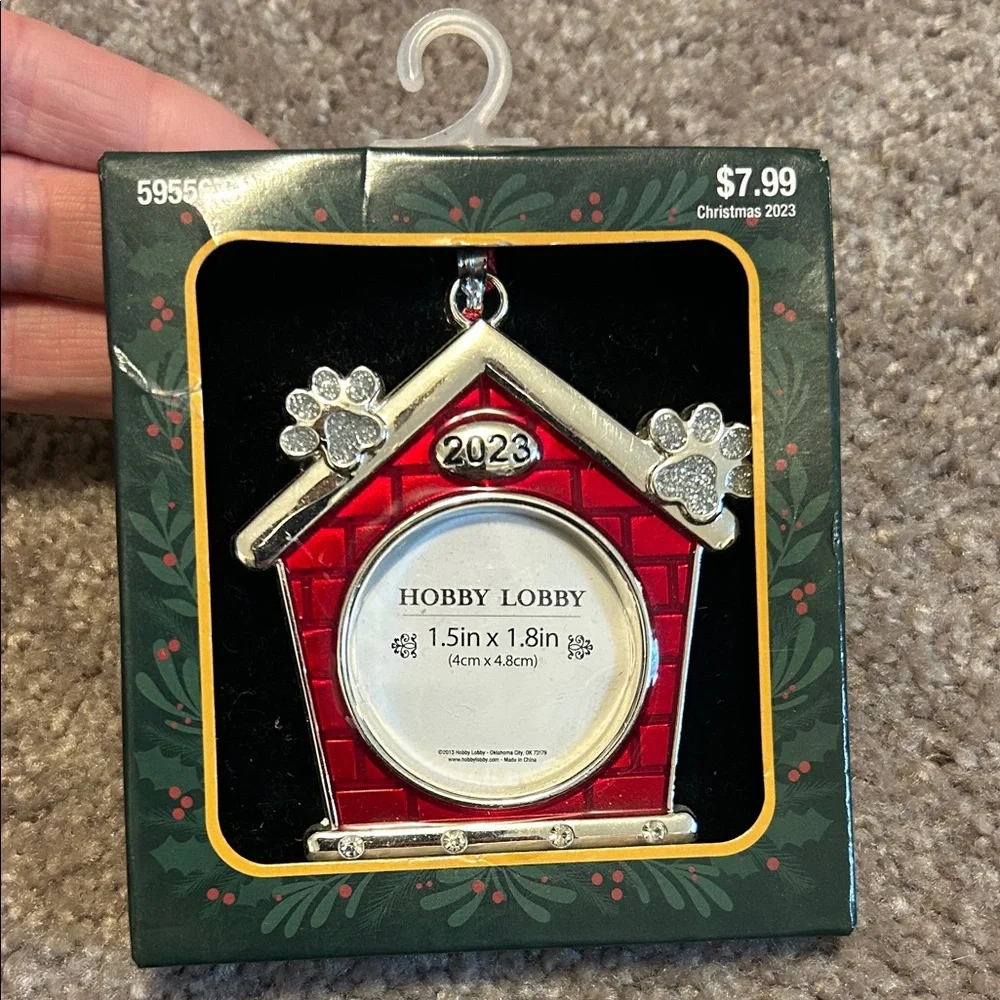 NWT Hobby Lobby Red and Silver Dog House Frame Ornament with 2023 year on it
